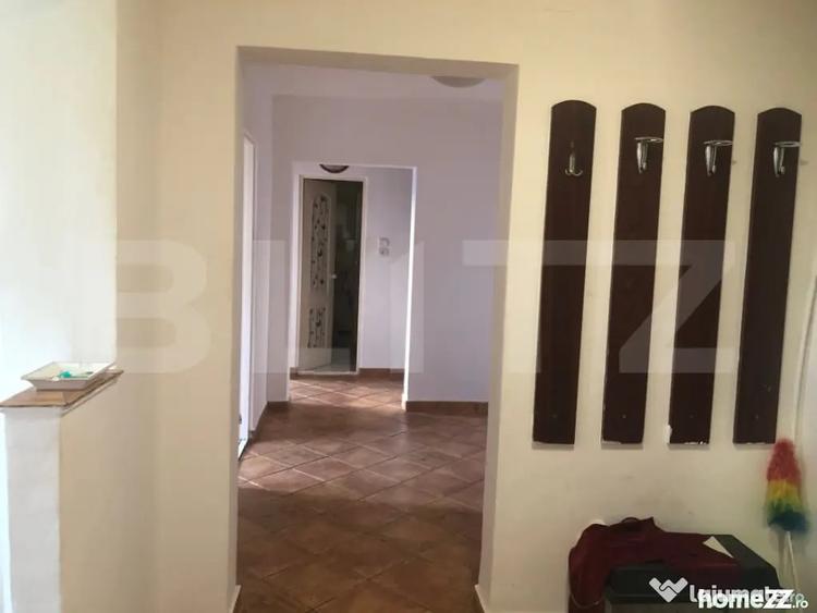 Apartament cu 3 camere decomandat în Central