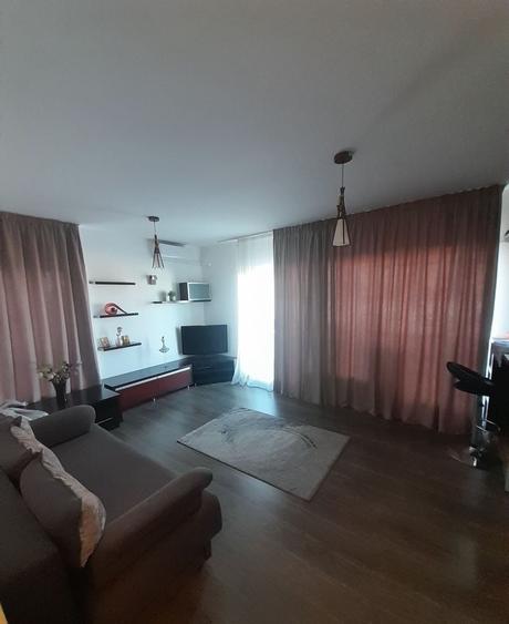 Apartament cu 2 camere semidecomandat în Titan