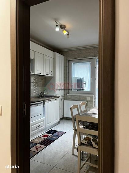 Apartament cu 3 camere, mobilat în Berceni