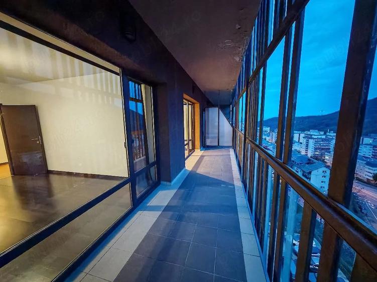 Apartament cu 2 camere decomandat în Valea Cetății
