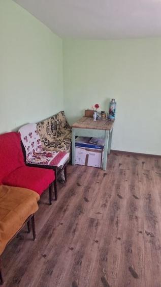 Casă individuală cu 2 camere cu Canalizare în Boțești