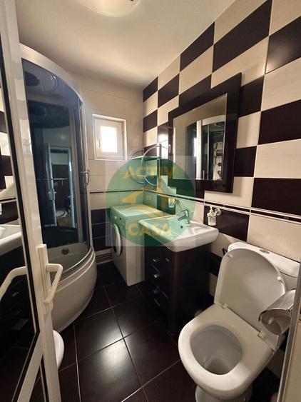 Apartament cu 2 camere decomandat în Est