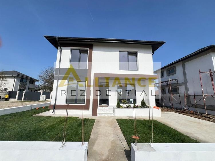 Vila Individuala  - 4 camere - 3 bai-teren -320-600 M de STV - 5