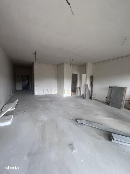 Apartament cu 3 camere în Florești