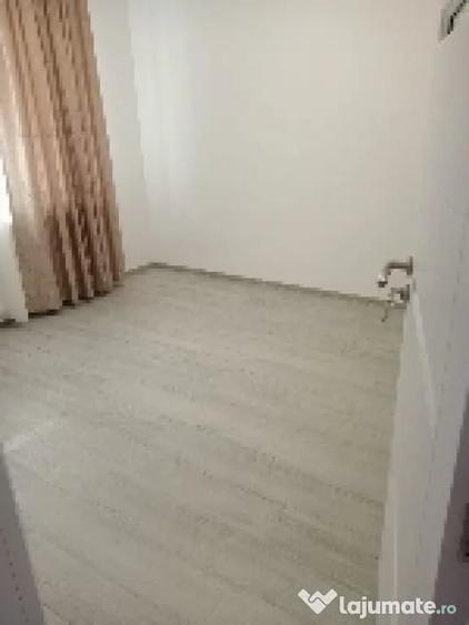 Apartament cu 2 camere semidecomandat în Precista