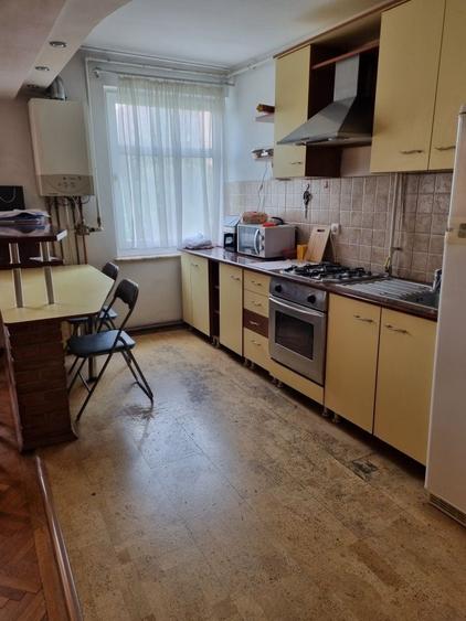 Apartament cu 2 camere semidecomandat în Ultracentral