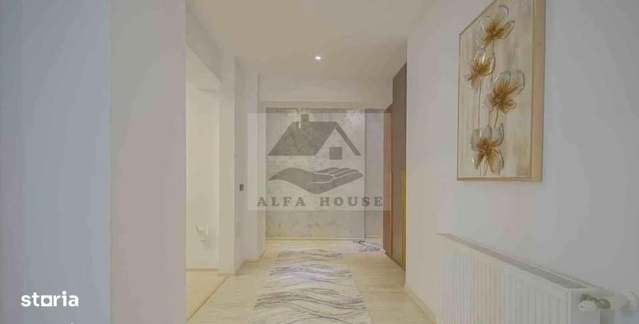 Apartament cu 4 camere în Tractorul