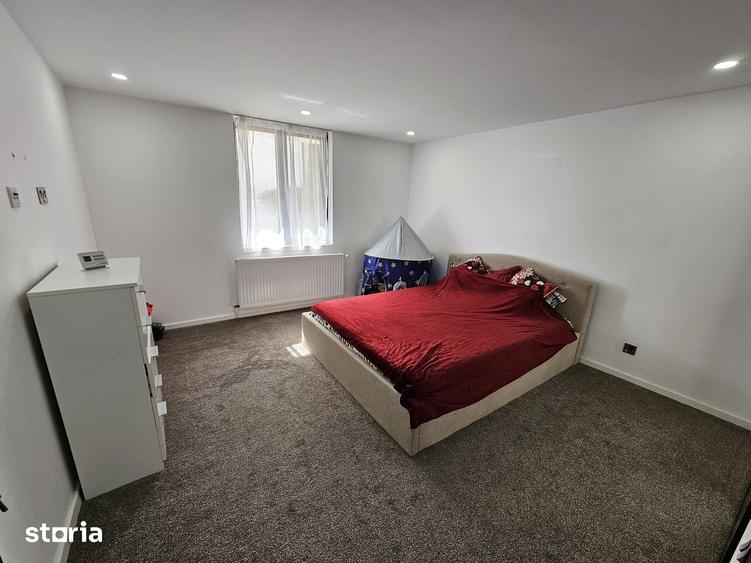 Casă cu 5 camere cu Teren 600 Mp în Tărtășești