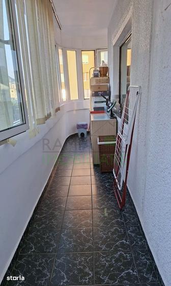 Apartament cu 3 camere decomandat, mobilat în Scriitorilor