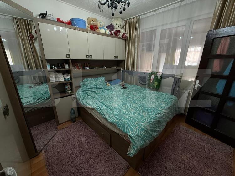 Casă cu 2 camere cu Canalizare în Central