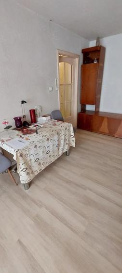Garsonieră decomandată în Exterior Vest