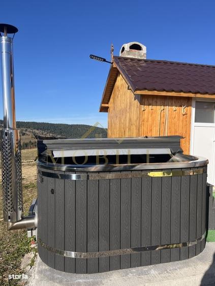 Casă cu 4 camere în Măguri