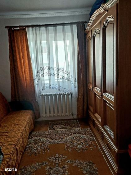 Apartament cu 3 camere decomandat în George Enescu