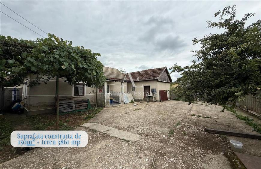 Casă cu 2 camere cu Teren 3861 Mp în Șumugiu