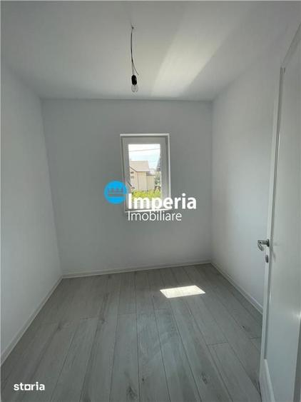 Casă cu 4 camere cu Teren 320 Mp în Rediu