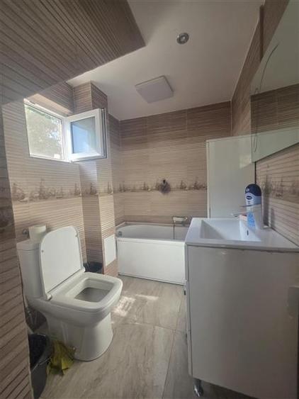 Casă cu 4 camere cu Teren 400 Mp în Pănet