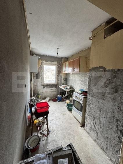 Apartament cu 2 camere semidecomandat în Micro 15