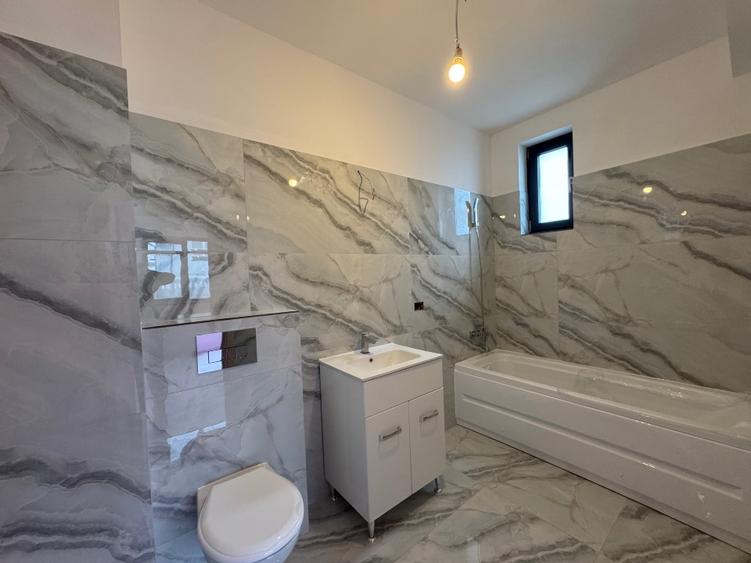 Casă individuală cu 4 camere cu Canalizare în Haliu