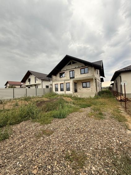 Casă cu 4 camere în Prelipca