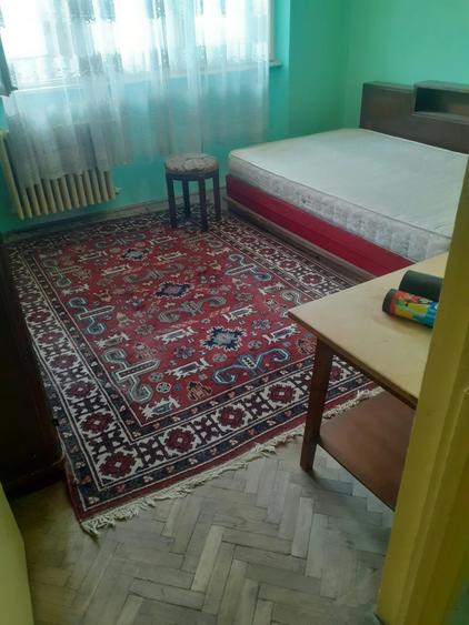 Apartament cu 2 camere semidecomandat în Iancului