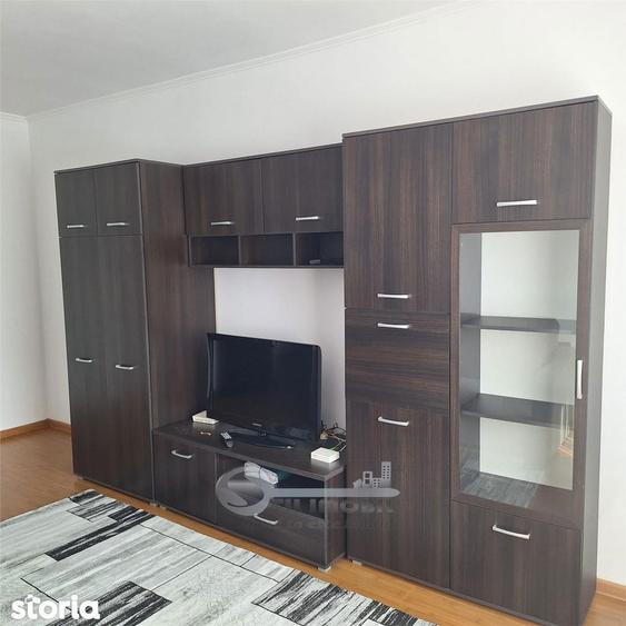 Apartament cu 2 camere decomandat, mobilat în Galata
