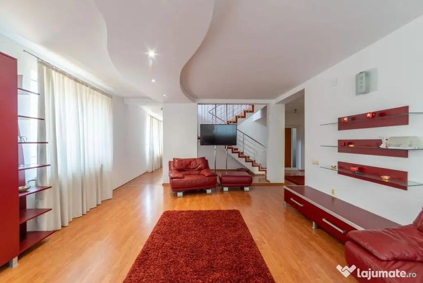 Casă cu 6 camere cu Teren 475 Mp în Găvana