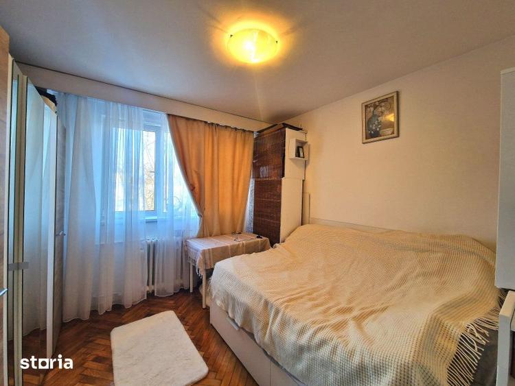 Apartament cu 2 camere semidecomandat, mobilat în Pajura