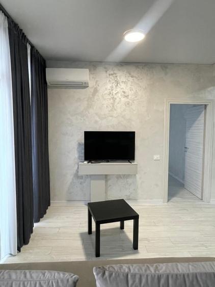 Apartament cu 2 camere semidecomandat, mobilat în Mamaia-Sat
