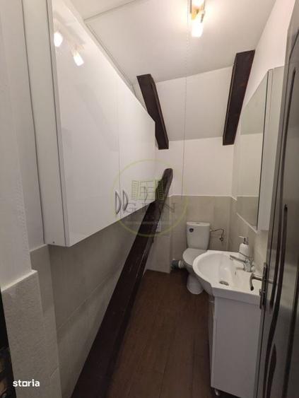 Casă cu 3 camere în Central