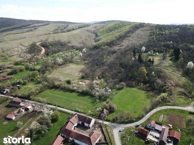 Teren de 3215 mp, în Vărădia de Mureș