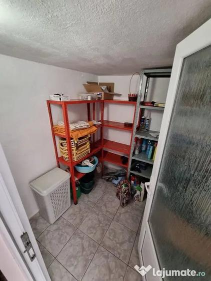Casă cu 4 camere cu Teren 185 Mp în Dacia