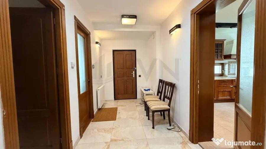 Casă cu 7 camere cu Teren 1000 Mp în Unirii