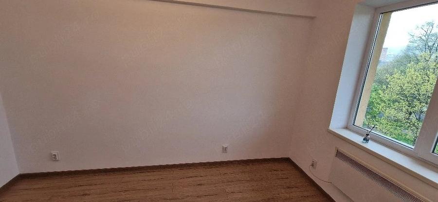 Garsonieră nedecomandată în Noua