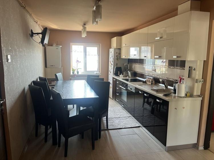 Apartament cu 3 camere în Central