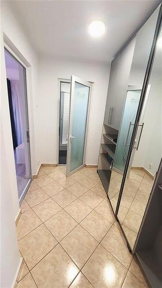 Apartament cu 2 camere decomandat, mobilat în Ultracentral
