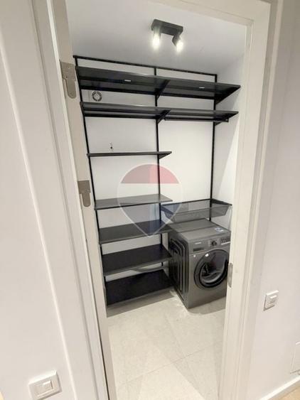 Apartament cu 2 camere semidecomandat, mobilat în Chitila