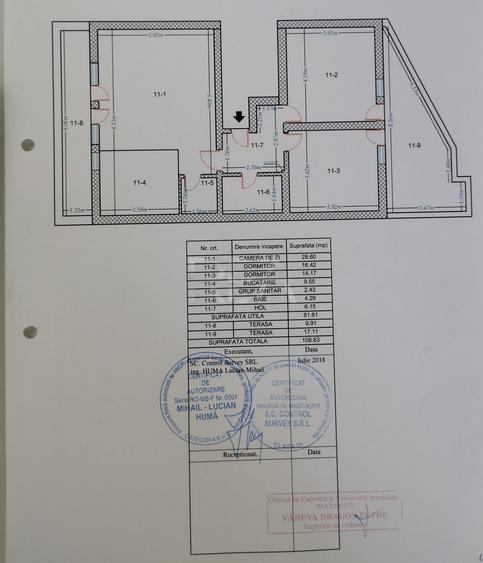 Apartament cu 3 camere decomandat, mobilat în Titan