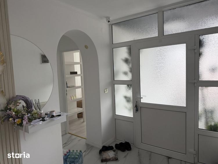 Casă cu 5 camere cu Teren 300 Mp în Codlea