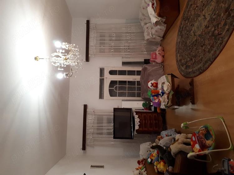 Casă cu 10 camere cu Teren 4287 Mp în Cebza