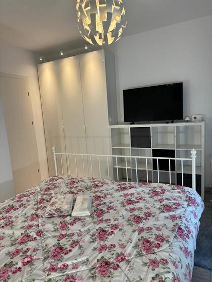 Apartament cu 2 camere decomandat în Titan