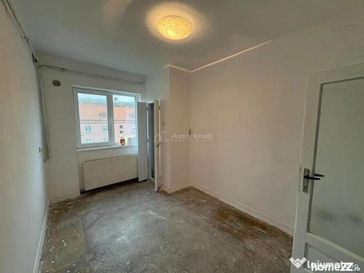 Apartament cu 2 camere decomandat în Luncă
