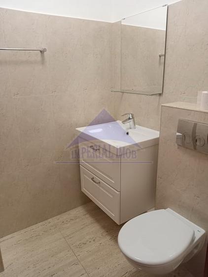 Apartament cu 3 camere decomandat în 13 Septembrie