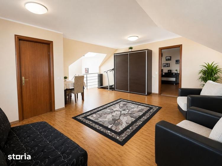 Casă cu 6 camere cu Teren 700 Mp în Central