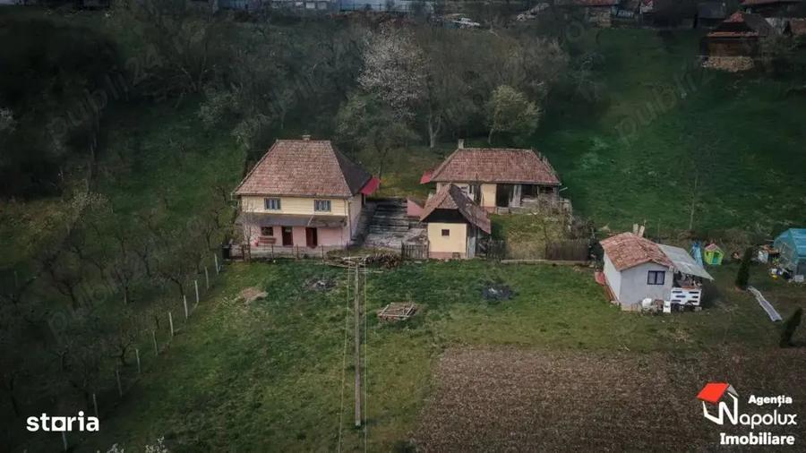 Casă cu 4 camere cu Teren 1200 Mp în Sartăș