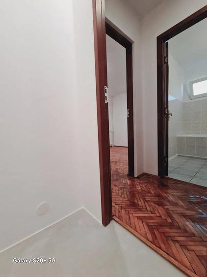 Apartament cu 2 camere semidecomandat în Brazda lui Novac