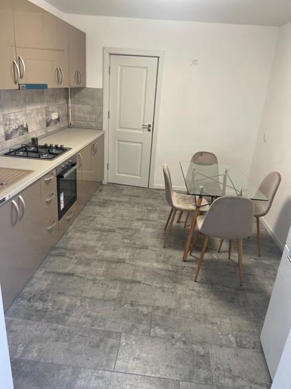 Apartament cu 2 camere decomandat în Exterior Vest