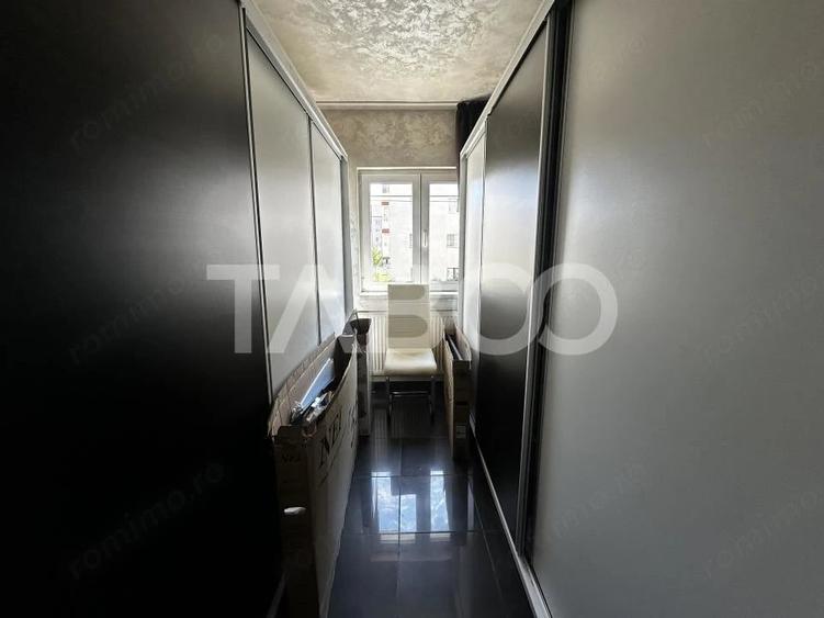 Apartament cu 4 camere decomandat în Ștrand