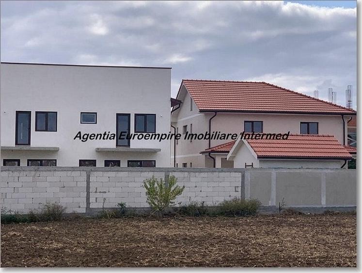 Teren Construcții intravilan de 500 mp, în Km 5
