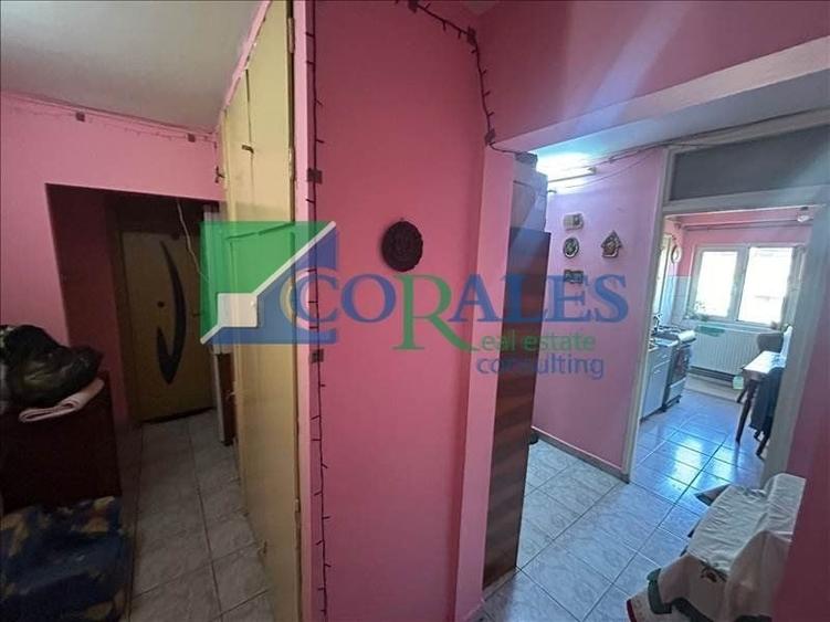 Apartament cu 4 camere decomandat în Fabric