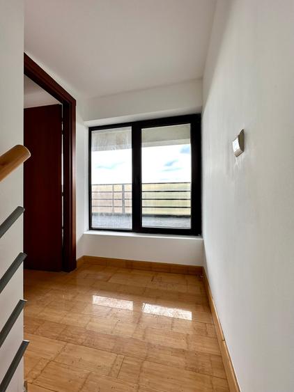 Apartament cu 3 camere decomandat în Bucium